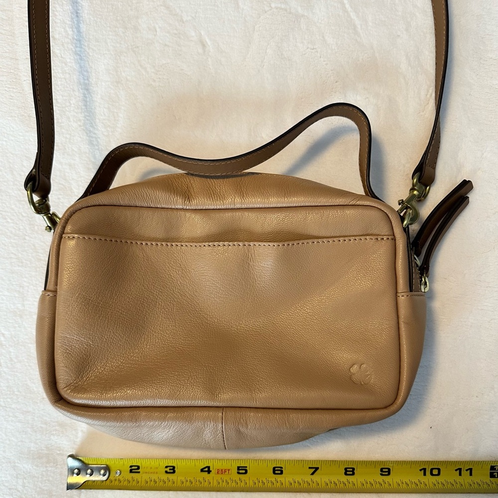 NWT! Never used leather Lucky Brand bag!